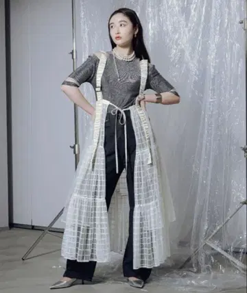 Ezick 에지크 Window tulle 2way 하네스 스커트