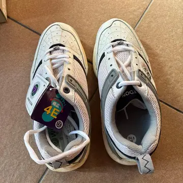 4E 넓은 폭 설계 스포츠 슈즈 24.5cm 윔블던