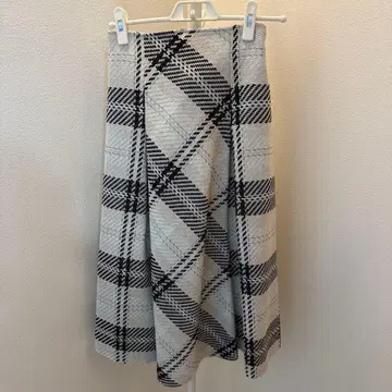 SNIDEL 로빙 체크 롱 스커트