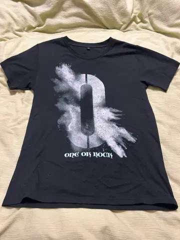 ONE OK ROCK 그래픽 T셔츠 블랙
