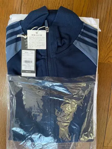 새상품. 미사용 adidas JTX75 저지 L 사이즈 NAVY