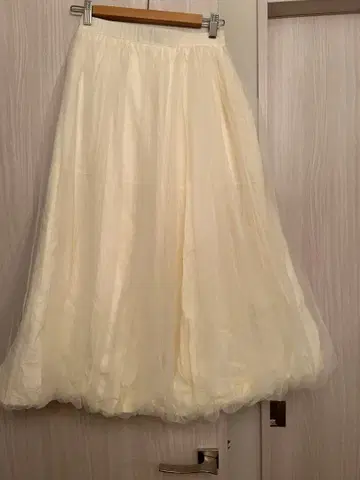 VERITE 쉬폰 스커트