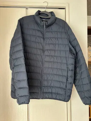 UNIQLO XL 울트라 라이트 다운 자켓