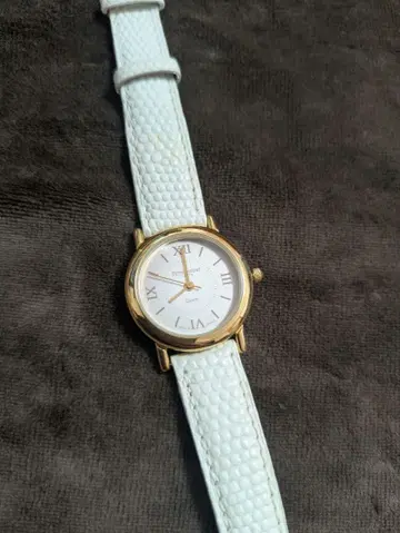 피에르 라니에 아날로그 손목시계 화이트