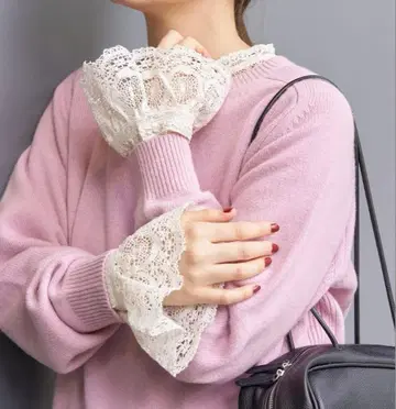 IENA 리프 레이스 블라우스