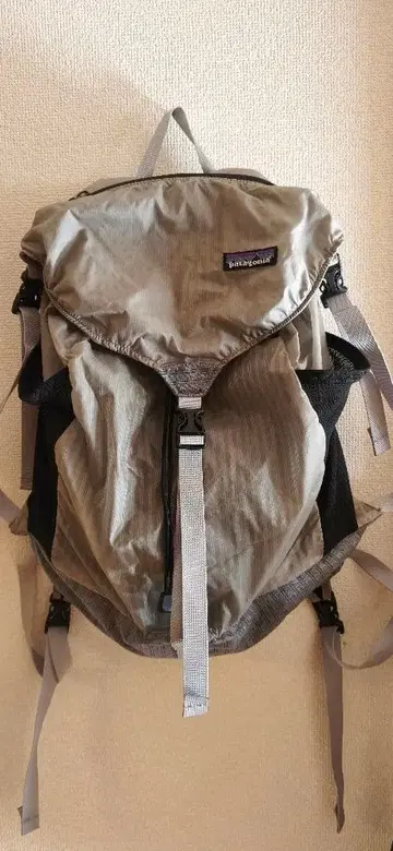 patagonia 파타고니아 백팩 백팩 그레이