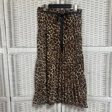 ZARA 레오파드 무늬 롱 플리츠 스커트 사이드 슬릿