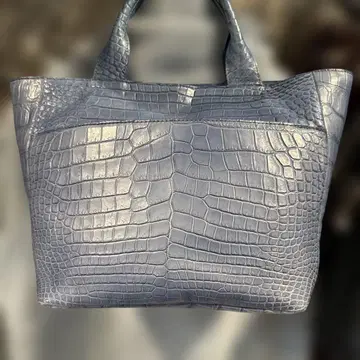그레이 크로커다일풍 핸드백