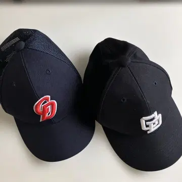 네이비 메쉬 캡 자수 로고