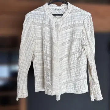 장밋빛 인생 화이트 긴팔 셔츠 M 사이즈