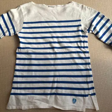 스트라이프 디자인 긴팔 T셔츠