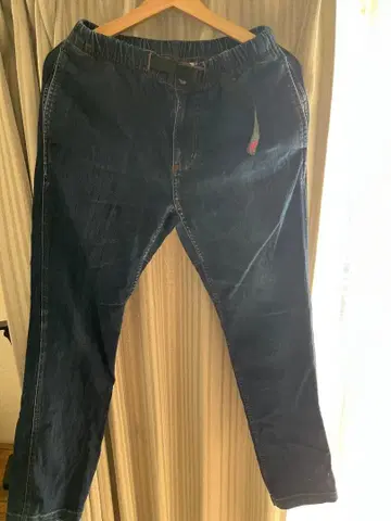 그라미치 데님 뉴내로우 팬츠 사이즈 S