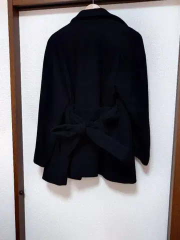 IENA 블랙 허리 리본 포함 코트