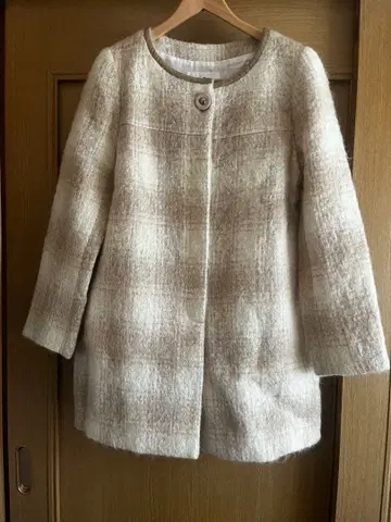 쿠레쥬 체크 무늬 롱 코트