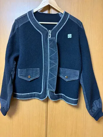 노카라 자켓 울 데님 혼합 스마일 와펜 부착