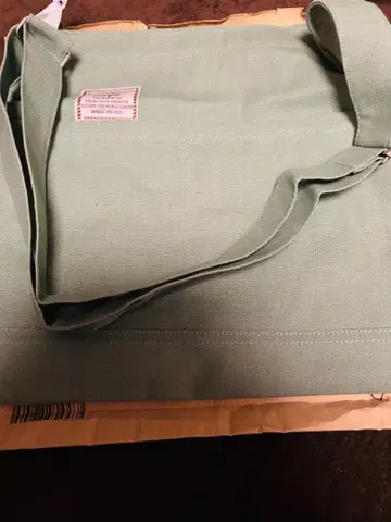 민트 그린 토트백