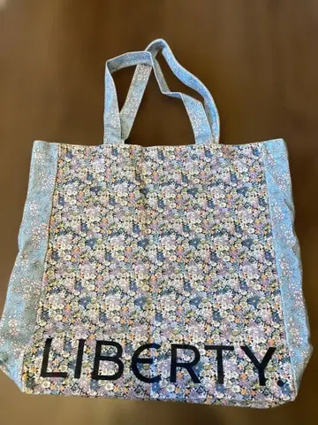 LIBERTY 꽃무늬 토트백 에코백