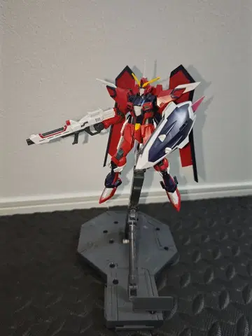 새상품급 HG 임모탈 저스티스 건담 완성품