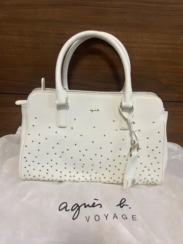 agnis b. VOYAGE 화이트 핸드백