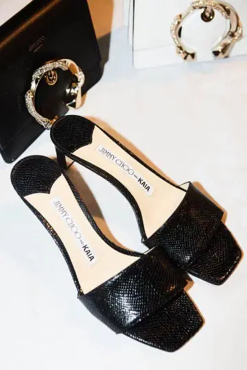 [ 새상품급 ] JIMMY CHOO KAIA 블랙 펌프스