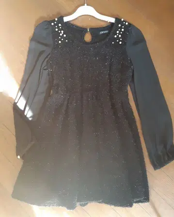 INGNI 블랙 라메 원피스 쉬폰 소매 M 사이즈