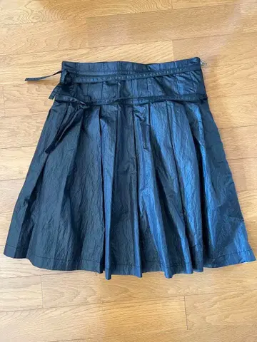 블랙 플레어 스커트 나일론