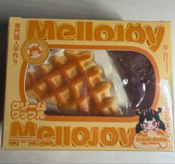 Mellojoy 메로조이 크림 와플 삼각형 스퀴즈