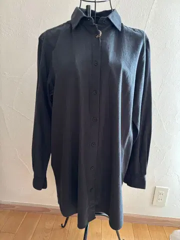 무인양품 양면 기모 플란넬 레귤러 카라 튜닉 차콜 그레이 M