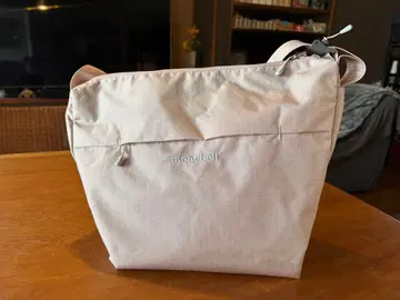 montbell 베이지 숄더백