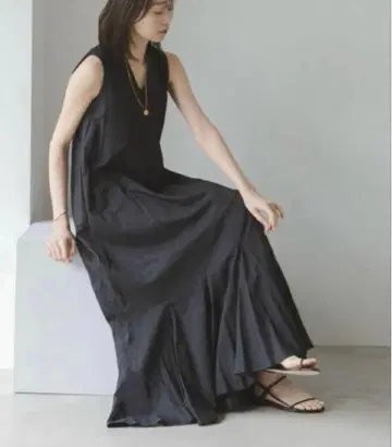 MARIHA 마리하 여름의 달 그림자 드레스 블랙 V넥