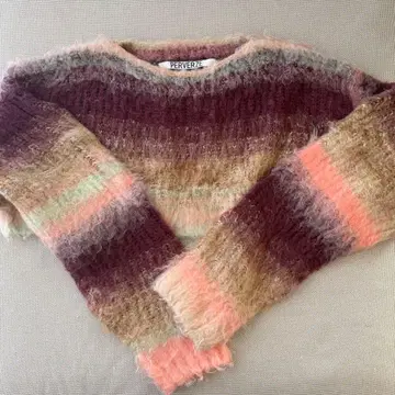 새상품급 즉시 완판! PERVERZE 믹스 그라데이션 니트