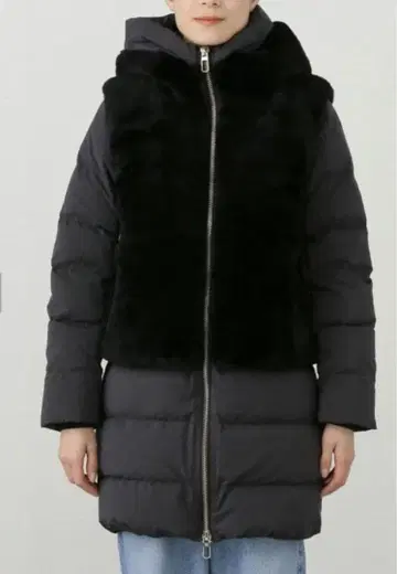 새상품급 DUNO 블랙 다운 자켓