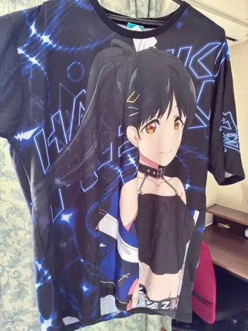 하즈키 코이 풀 그래픽 T셔츠