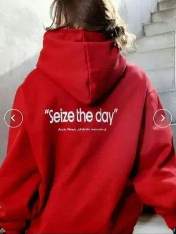 EVRIS 백 프린트 빅 실루엣 후드티 레드