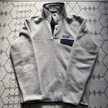 Patagonia Synchilla 라이트웨이트 스냅T