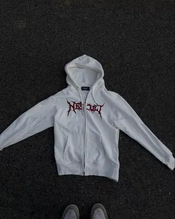 NESCULT 지퍼 후드티 METAL NC LOGO EMB HOODIE