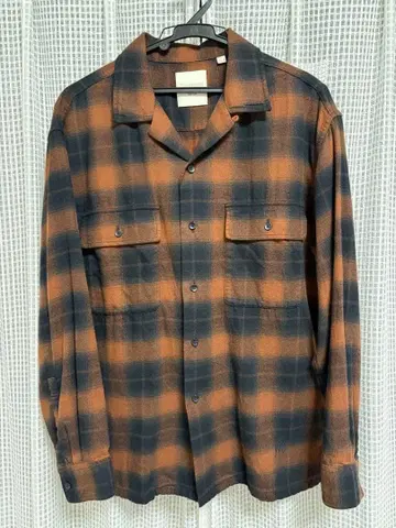 UNIQLO 브러쉬드 코튼 오버사이즈 셔츠 M 사이즈 BROWN