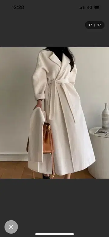 노카라 화이트 롱 코트