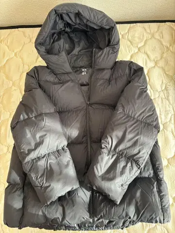 새상품급 UNIQLO 울트라 라이트 다운 블랙 XL