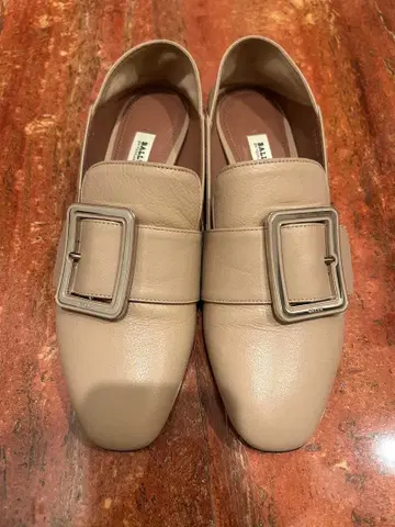 BALLY (발리) 로퍼 오페라 펌프스 JANELLE 37 사이즈