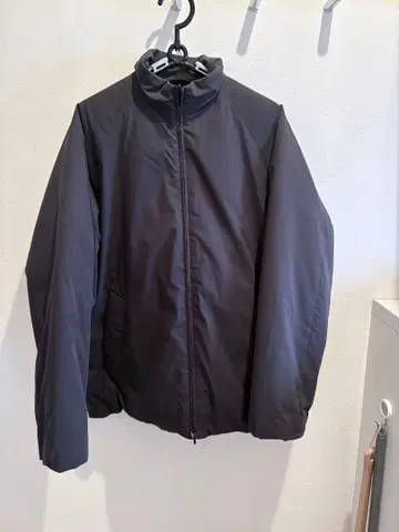 그린 레이블 릴랙싱 다운 자켓 블랙