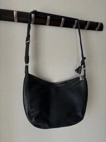 [ 새상품급!aniary ( 아니아리 ) 숄더백 ]