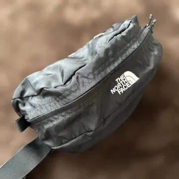 THE NORTH FACE 바디백 블랙