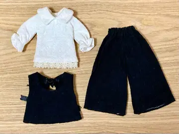 리카짱 브라이스 아웃핏