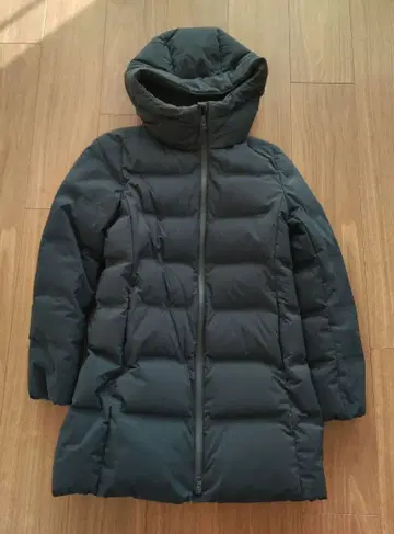 UNIQLO 심리스 숏 다운 S 사이즈