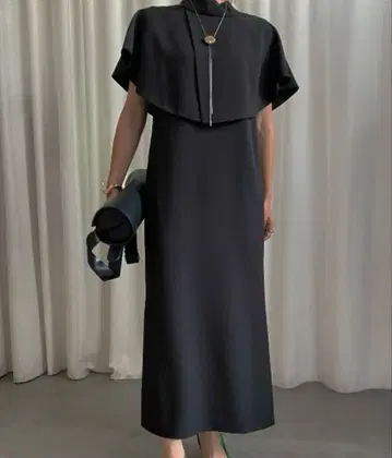 AMERI 2WAY UMBRELLA SHIFT DRESS