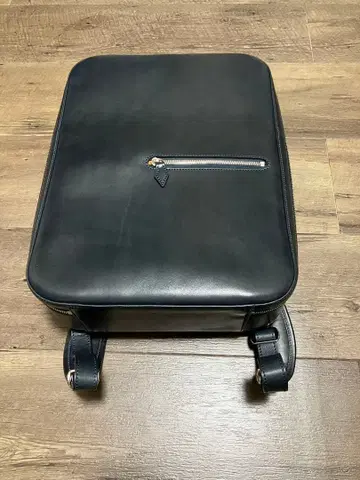 만소 가죽 비즈니스 백팩 네이비