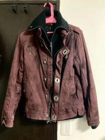 와인 레드 데님풍 자켓 in the attic