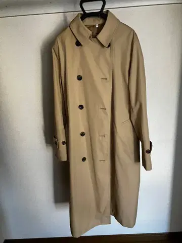베이지 트렌치코트 XL