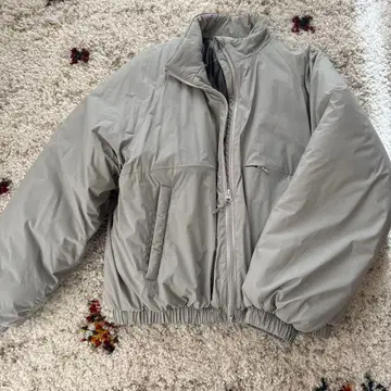 LAFUDGE OUR MAN 라이트 그레이 다운 자켓 S 사이즈